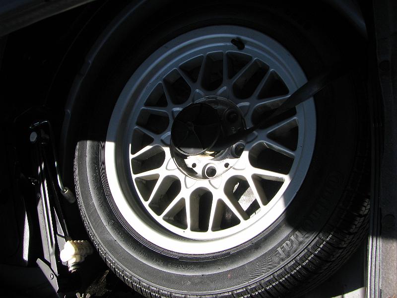 IMG_1461.JPG - Spare tire - barely used.